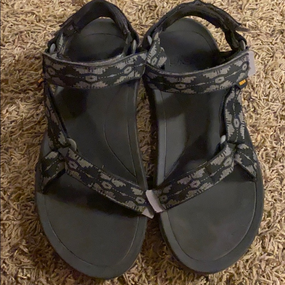 Teva sandles
